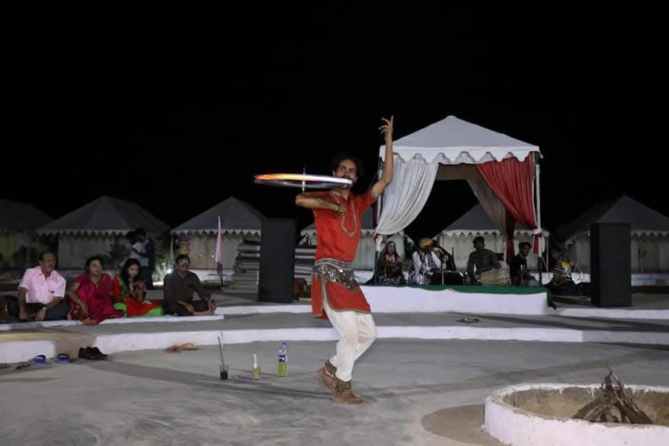 Om Luxury Resort Jaisalmer Zewnętrze zdjęcie